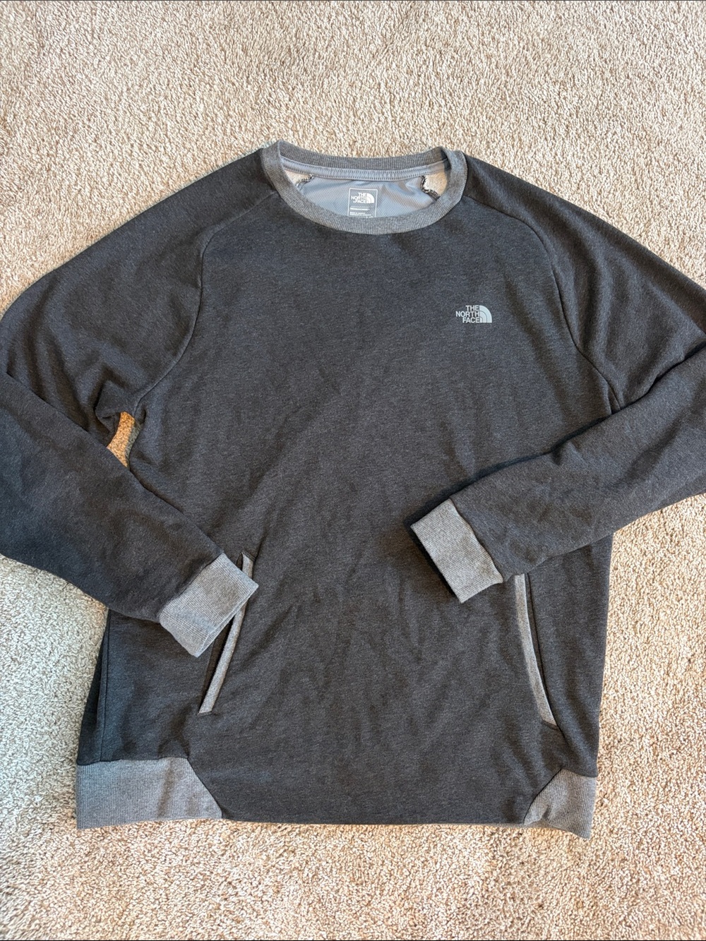 The North Face Men's Dark Gray Crewneck Pullover Sweatshirt